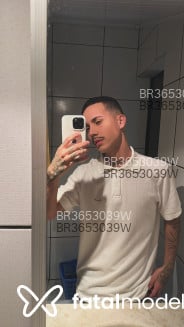 Acompanhante Oliver - Perfil
