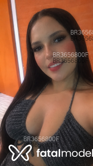 Acompanhante Vitorinha - Perfil