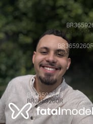 Acompanhante Henrique Chargas - Perfil