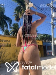 Acompanhante Vitorinha - Perfil