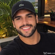 Acompanhante Luciano - Perfil