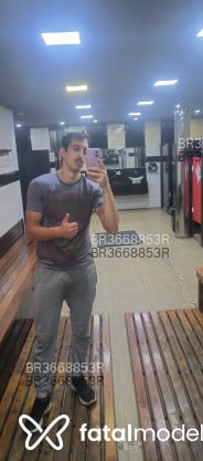 Acompanhante Misterioso - Perfil