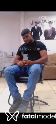 Acompanhante Dominic - Perfil