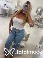Acompanhante Karoliny - Perfil