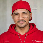 Acompanhante Dezin - Perfil