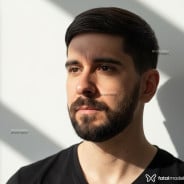 Acompanhante Mathies - Perfil