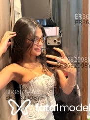 Acompanhante Karem - Perfil