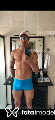 Acompanhante Paulo Henrique - Perfil
