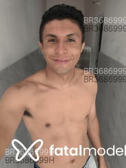 Acompanhante Roni Black - Perfil