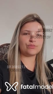 Acompanhante Elopequena - Perfil