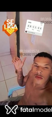 Acompanhante Leozera - Perfil