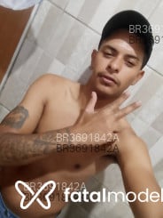 Acompanhante Rener Araujo - Perfil
