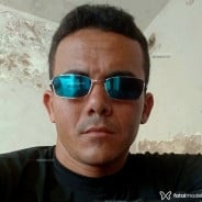 Acompanhante Léo Kannes - Perfil