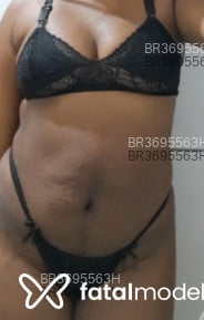 Acompanhante Julia - Perfil