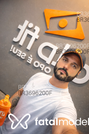 Acompanhante Tiago - Perfil