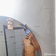 Acompanhante Garbage - Perfil