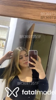 Acompanhante Karen - Perfil