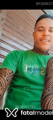 Acompanhante Preto - Perfil