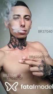 Acompanhante Blessed - Perfil