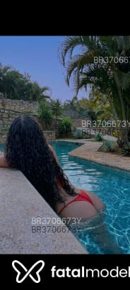 Acompanhante Cecília - Perfil