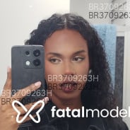 Acompanhante Foxxxy Blunt - Perfil