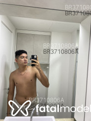 Acompanhante Josee - Perfil