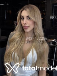 Acompanhante Serena Moretti - Perfil