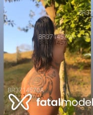Acompanhante Mirella - Perfil