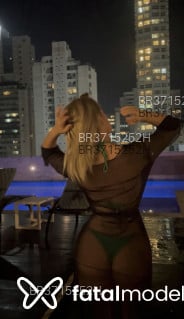 Acompanhante Annie - Perfil