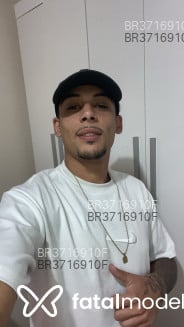 Acompanhante Mineirinho - Perfil
