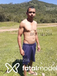 Acompanhante Peran - Perfil