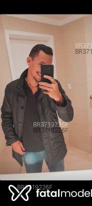 Acompanhante Benja Willer - Perfil
