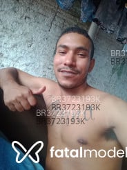 Acompanhante Luiz Henrique - Perfil