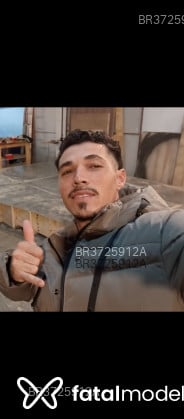 Acompanhante Juninho - Perfil
