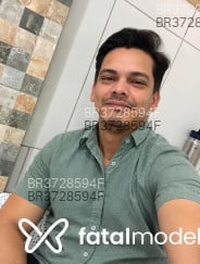 Acompanhante Lionn - Perfil