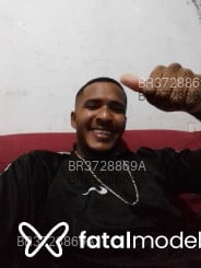 Acompanhante Oliver - Perfil
