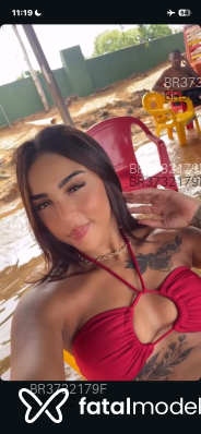 Acompanhante Vitorya - Perfil