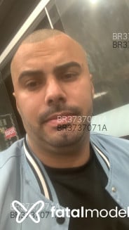 Acompanhante Ruiss - Perfil