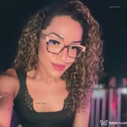 Acompanhante Renata Xavier - Perfil