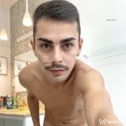 Acompanhante Leleo - Perfil