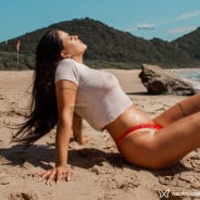 Acompanhante Jheni Araújo - Perfil