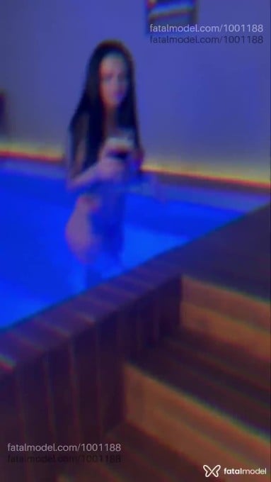 Acompanhante mulher com cabelo castanho de olhos castanhos em Bagé - Jade Belial