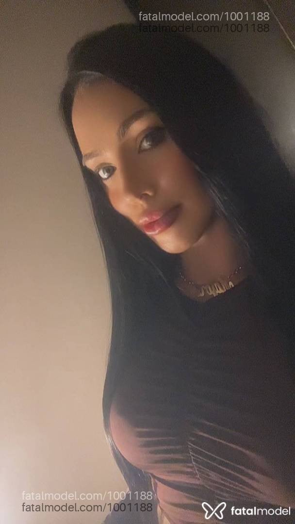 Acompanhante mulher com cabelo castanho de olhos castanhos em Criciúma - Jade Belial
