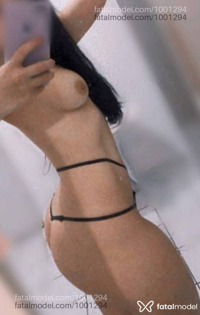 Acompanhante mulher morena (o) de olhos verdes - Gabicarioca