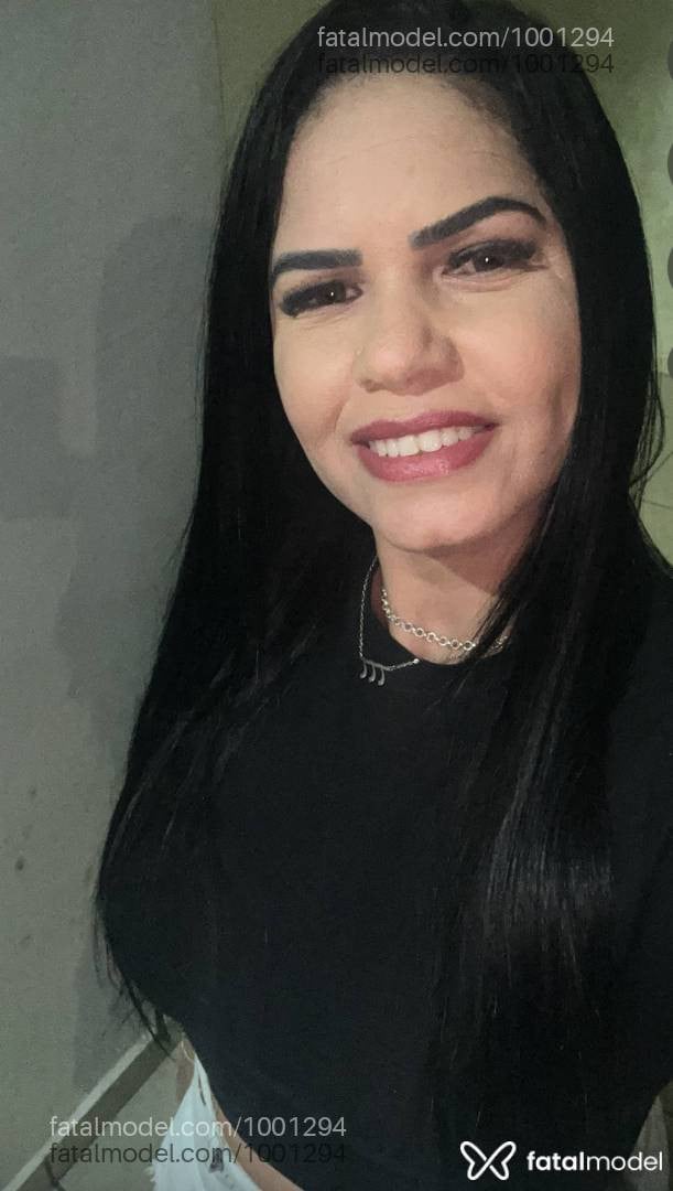 Acompanhante mulher morena (o) de olhos verdes - Gabicarioca