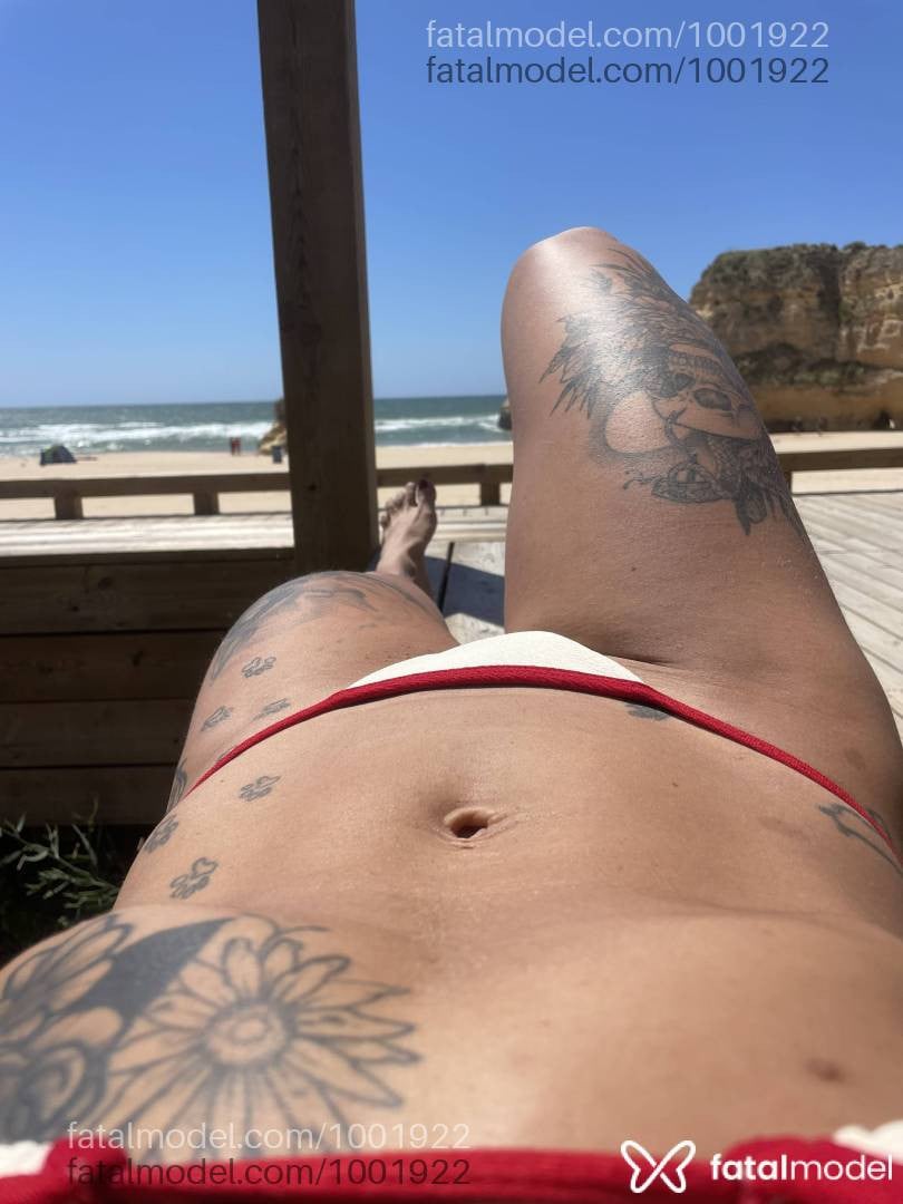 Acompanhante mulher com cabelo castanho de olhos castanhos em Salvador - Manu Araújo