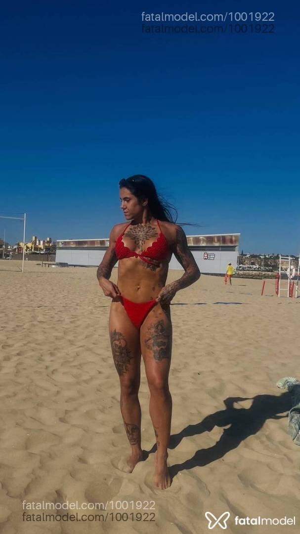 Acompanhante mulher com cabelo castanho de olhos castanhos em Salvador - Manu Araújo