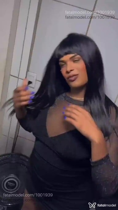 Acompanhante travesti morena (o) de olhos pretos em Manhuaçu Acompanhante travesti morena (o) de olhos pretos em Manhuaçu - Marcella morena