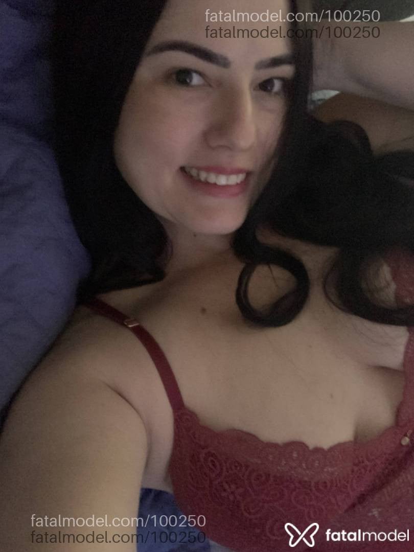 Acompanhante mulher com cabelo castanho de olhos castanhos em Bauru - Biatrice