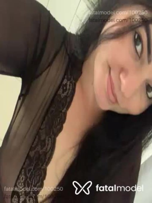 Acompanhante mulher com cabelo castanho de olhos castanhos em Bauru - Biatrice